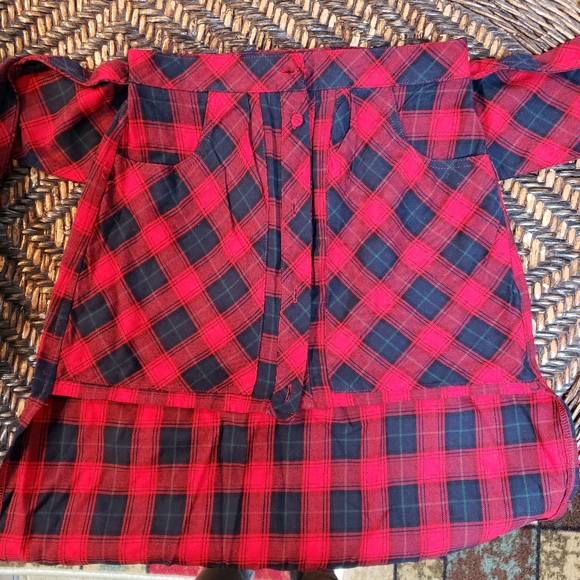 HOT DEAL! unique short skirt with shirt sleeves waist band *Host Pick* - Picture 3 of 13